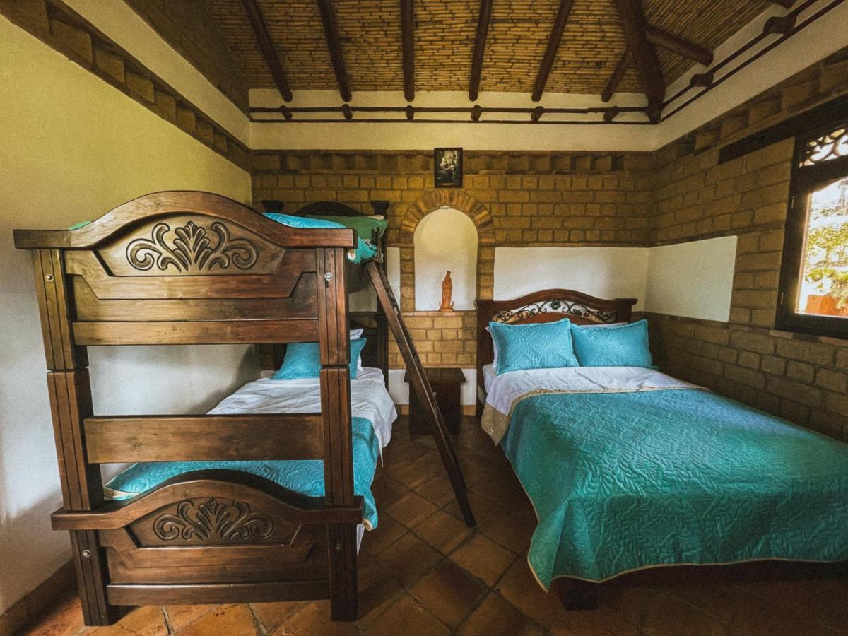 Maria Del Carmen Inn *